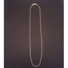 18ct WHITE GOLD NECKLACE