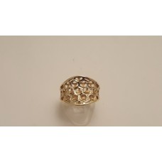 9ct GOLD PATTERNED RING