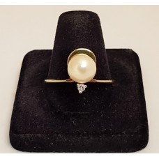 14ct GOLD PEARL RING